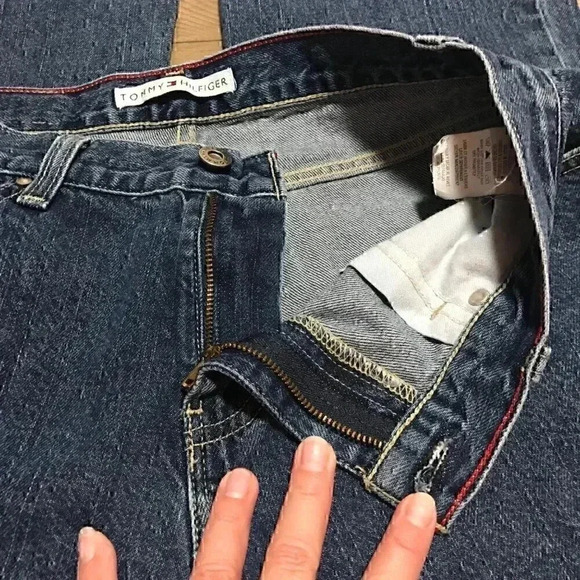 Tommy Hilfiger Women's Boot Cut Jeans in Classic Blue - Picture 6 of 10